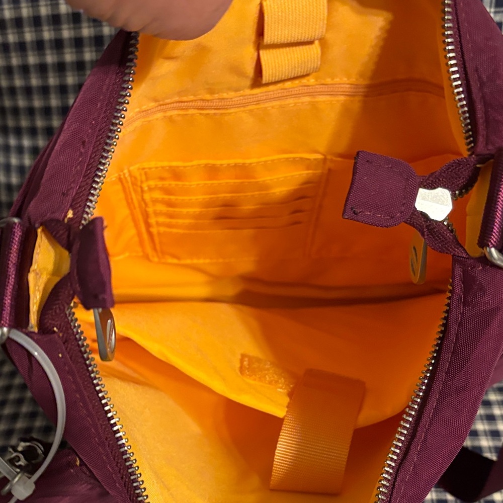 Baggalini Helsinki Burgundy Shoulder Bag - Picture 10 of 10